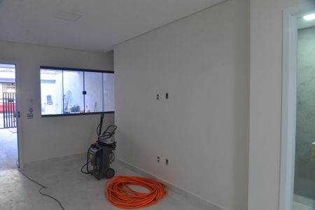 Casa à venda com 160m², 3 quartos e 2 vagasSala