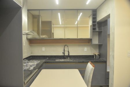 Casa à venda com 160m², 3 quartos e 2 vagasCozinha