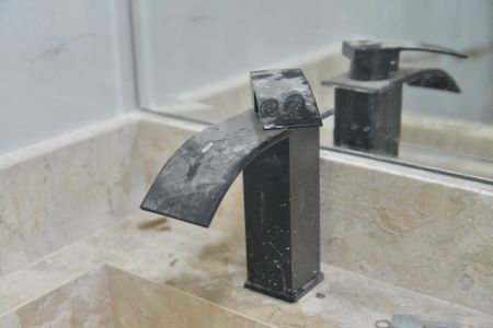 Casa à venda com 160m², 3 quartos e 2 vagasBanheiro Suíte 2