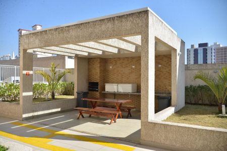 Apartamento à venda com 60m², 2 quartos e 1 vagaChurrasquiera