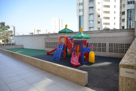 Apartamento à venda com 60m², 2 quartos e 1 vagaÁrea comum - Playground