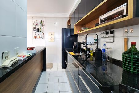 Apartamento para alugar com 82m², 2 quartos e 2 vagas Apartamento para alugar com 82m², 2 quartos e 2 vagasCozinha