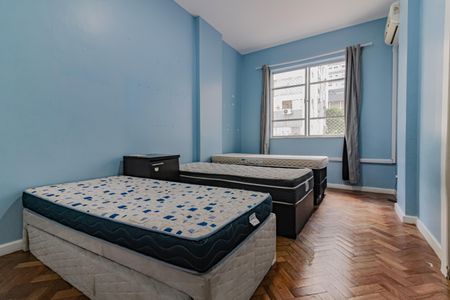 Apartamento à venda com 215m², 4 quartos e 1 vaga Apartamento à venda com 215m², 4 quartos e 1 vagaQuarto 3