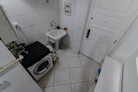 Apartamento à venda com 215m², 4 quartos e 1 vaga Apartamento à venda com 215m², 4 quartos e 1 vagaÁrea de Serviço