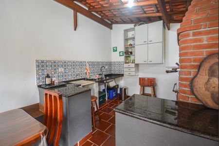 Casa à venda com 297m², 3 quartos e 5 vagasChurrasqueira