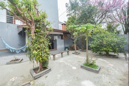 Casa à venda com 297m², 3 quartos e 5 vagasQuintal