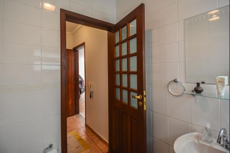 Casa à venda com 297m², 3 quartos e 5 vagasBanheiro de serviço