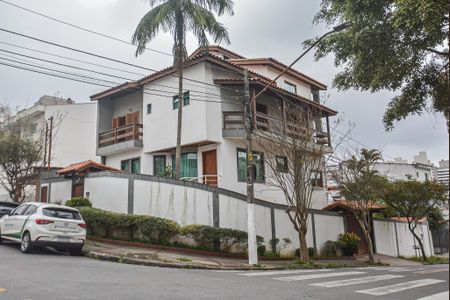 Casa à venda com 297m², 3 quartos e 5 vagasFachada