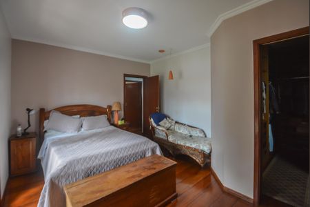 Casa à venda com 297m², 3 quartos e 5 vagasSuíte 2