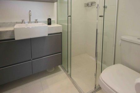 Apartamento à venda com 87m², 3 quartos e 2 vagasBanheiro Social