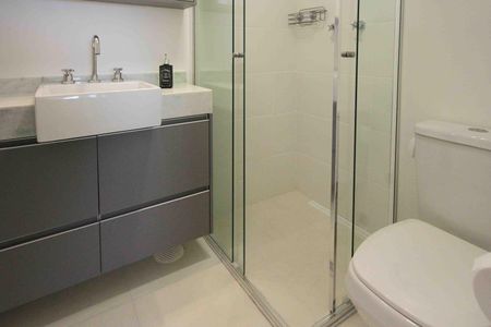 Apartamento à venda com 87m², 3 quartos e 2 vagasBanheiro Social