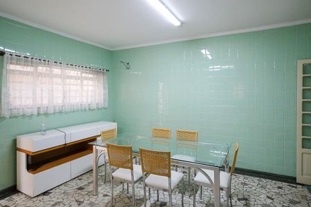 Casa à venda com 222m², 3 quartos e 4 vagasCozinha