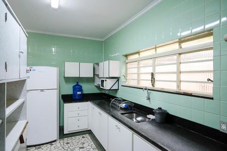 Casa à venda com 222m², 3 quartos e 4 vagasCozinha