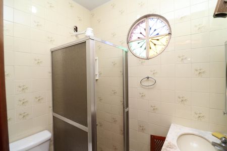 Casa à venda com 200m², 4 quartos e 1 vagaBanheiro Social 2