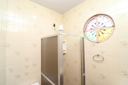 Casa à venda com 200m², 4 quartos e 1 vagaBanheiro Social 2