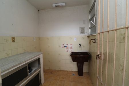 Casa à venda com 200m², 4 quartos e 1 vagaÁrea de Serviço