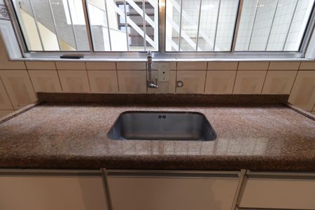 Casa à venda com 210m², 3 quartos e 2 vagasCozinha