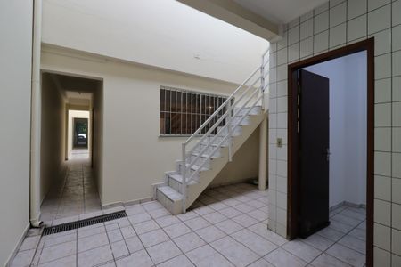 Casa à venda com 210m², 3 quartos e 2 vagasÁrea de Serviço