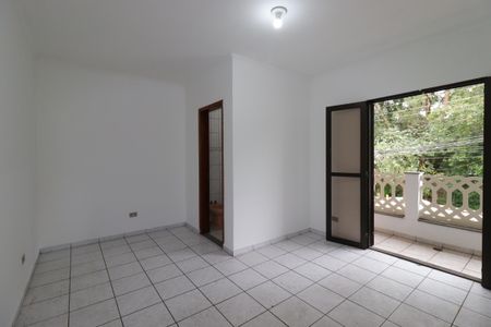 Casa à venda com 210m², 3 quartos e 2 vagasSuíte