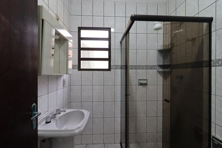 Casa à venda com 210m², 3 quartos e 2 vagasBanheiro social 2