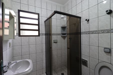 Casa à venda com 210m², 3 quartos e 2 vagasBanheiro social 2