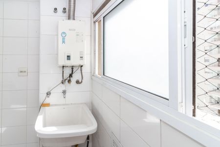 Apartamento à venda com 96m², 3 quartos e 2 vagas Apartamento à venda com 96m², 3 quartos e 2 vagasÁrea de Serviço