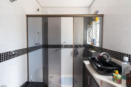 Casa à venda com 430m², 7 quartos e 5 vagas Casa à venda com 430m², 7 quartos e 5 vagasBanheiro da Suíte 2