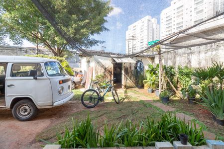 Casa à venda com 430m², 7 quartos e 5 vagas Casa à venda com 430m², 7 quartos e 5 vagasGaragem
