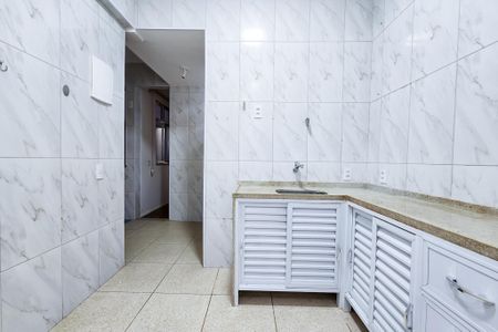 Apartamento à venda com 65m², 2 quartos e 1 vaga Apartamento à venda com 65m², 2 quartos e 1 vagaCozinha