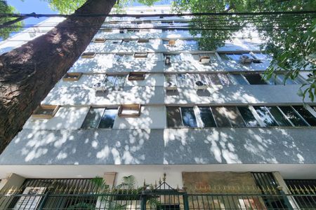 Apartamento à venda com 65m², 2 quartos e 1 vaga Apartamento à venda com 65m², 2 quartos e 1 vagaFachada