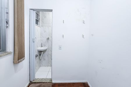 Apartamento à venda com 65m², 2 quartos e 1 vaga Apartamento à venda com 65m², 2 quartos e 1 vagaQuarto de serviço