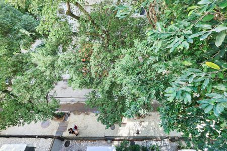 Apartamento à venda com 65m², 2 quartos e 1 vaga Apartamento à venda com 65m², 2 quartos e 1 vagaVista da sala