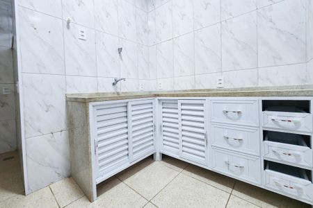 Apartamento à venda com 65m², 2 quartos e 1 vaga Apartamento à venda com 65m², 2 quartos e 1 vagaCozinha