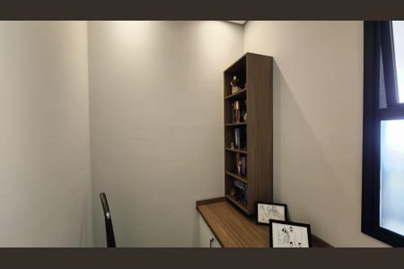 Casa de condomínio à venda com 188m², 3 quartos e 4 vagas Casa de condomínio à venda com 188m², 3 quartos e 4 vagasEscritório