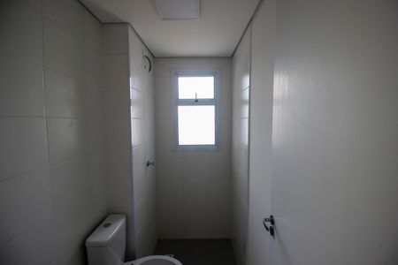 Apartamento para alugar com 50m², 2 quartos e 2 vagas Apartamento para alugar com 50m², 2 quartos e 2 vagasBanheiro