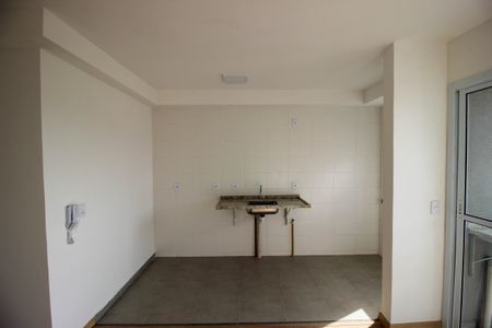 Apartamento para alugar com 50m², 2 quartos e 2 vagas Apartamento para alugar com 50m², 2 quartos e 2 vagasCozinha