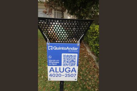 Casa de condomínio para alugar com 380m², 4 quartos e sem vagaPlaca