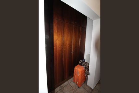 Casa de condomínio para alugar com 380m², 4 quartos e sem vagaSuíte 1