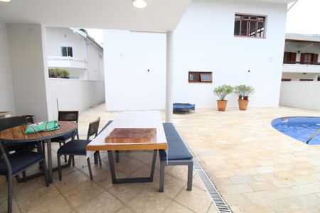 Casa de condomínio para alugar com 380m², 4 quartos e sem vagaÁrea de Lazer