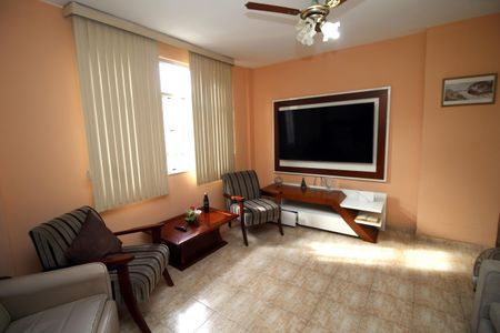 Apartamento à venda com 69m², 2 quartos e 1 vagaSala