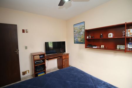 Apartamento à venda com 69m², 2 quartos e 1 vagaQuarto 2