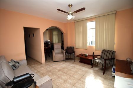 Apartamento à venda com 69m², 2 quartos e 1 vagaSala