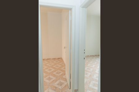 Apartamento à venda com 72m², 2 quartos e sem vagaCorredor Portas dos Quartos