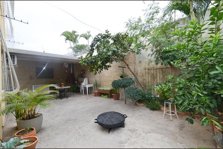 Apartamento à venda com 149m², 3 quartos e 1 vaga Apartamento à venda com 149m², 3 quartos e 1 vagaÁrea Privativa