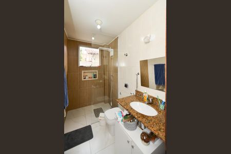 Apartamento à venda com 149m², 3 quartos e 1 vaga Apartamento à venda com 149m², 3 quartos e 1 vagaBanheiro Suíte