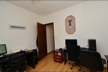 Apartamento à venda com 149m², 3 quartos e 1 vaga Apartamento à venda com 149m², 3 quartos e 1 vagaQuarto 2