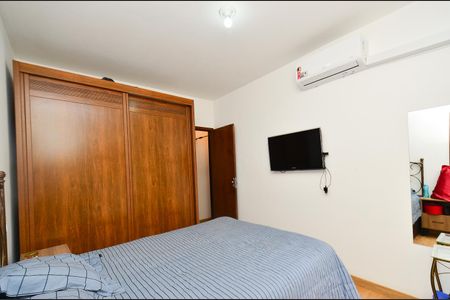 Apartamento à venda com 149m², 3 quartos e 1 vaga Apartamento à venda com 149m², 3 quartos e 1 vagaSuíte
