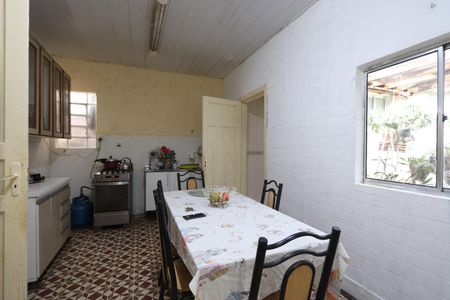 Casa à venda com 97m², 2 quartos e 1 vagaCozinha