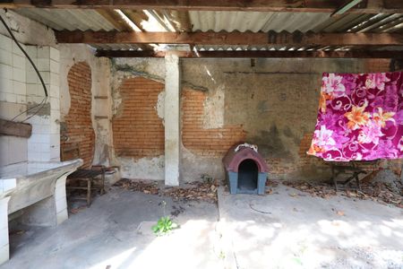 Casa à venda com 97m², 2 quartos e 1 vagaQuintal