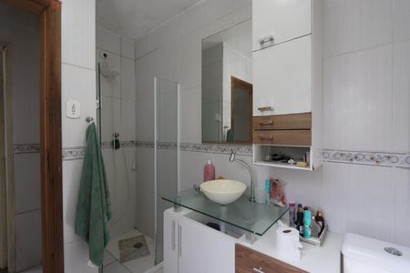 Casa à venda com 97m², 2 quartos e 1 vagaBanheiro